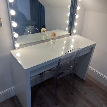 Luxury Double Room W/ Private Bathroom Edinburgh Bagian luar foto