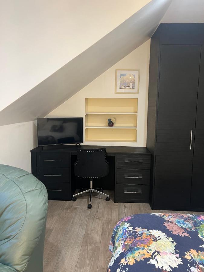 Luxury Double Room W/ Private Bathroom Edinburgh Bagian luar foto